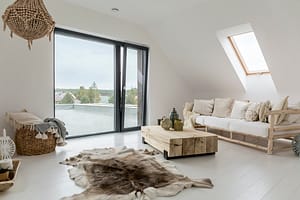 Loft room with balcony in Hollingwood